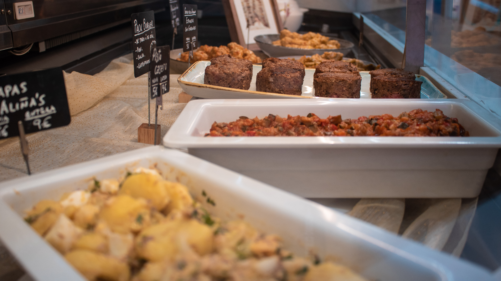 Productos de Cádiz y platos caseros