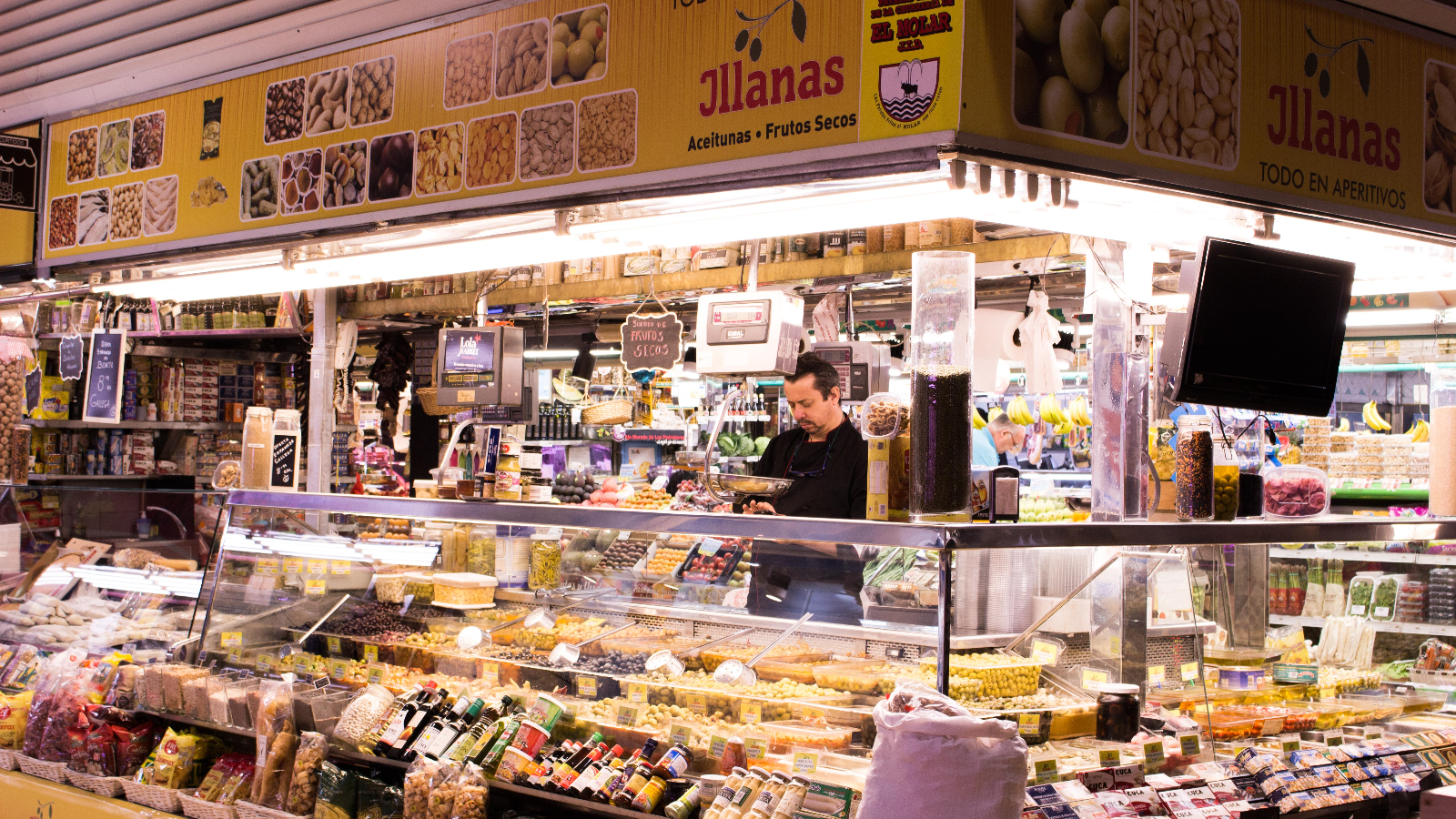 La mayor selección de frutos secos y aceitunas